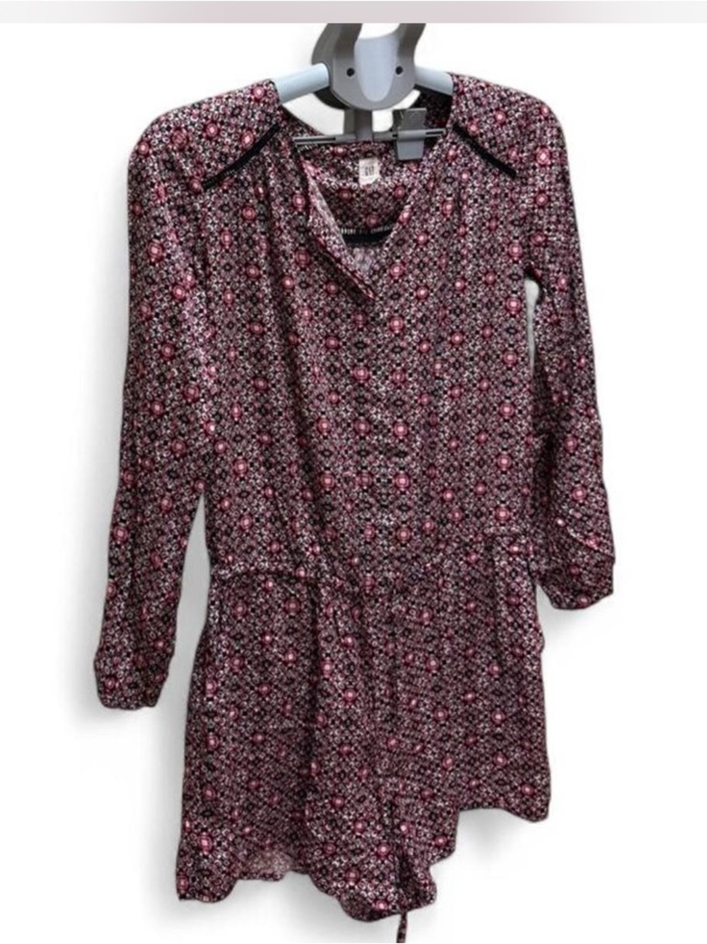 GAP Women's Floral-Geometric Knit Tee in Black, White & Pink